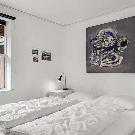 Holiday home Adrienne - From The Sea By Interhome Hals
